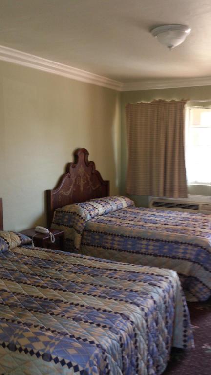 Santa Ana Travel Inn Cameră foto